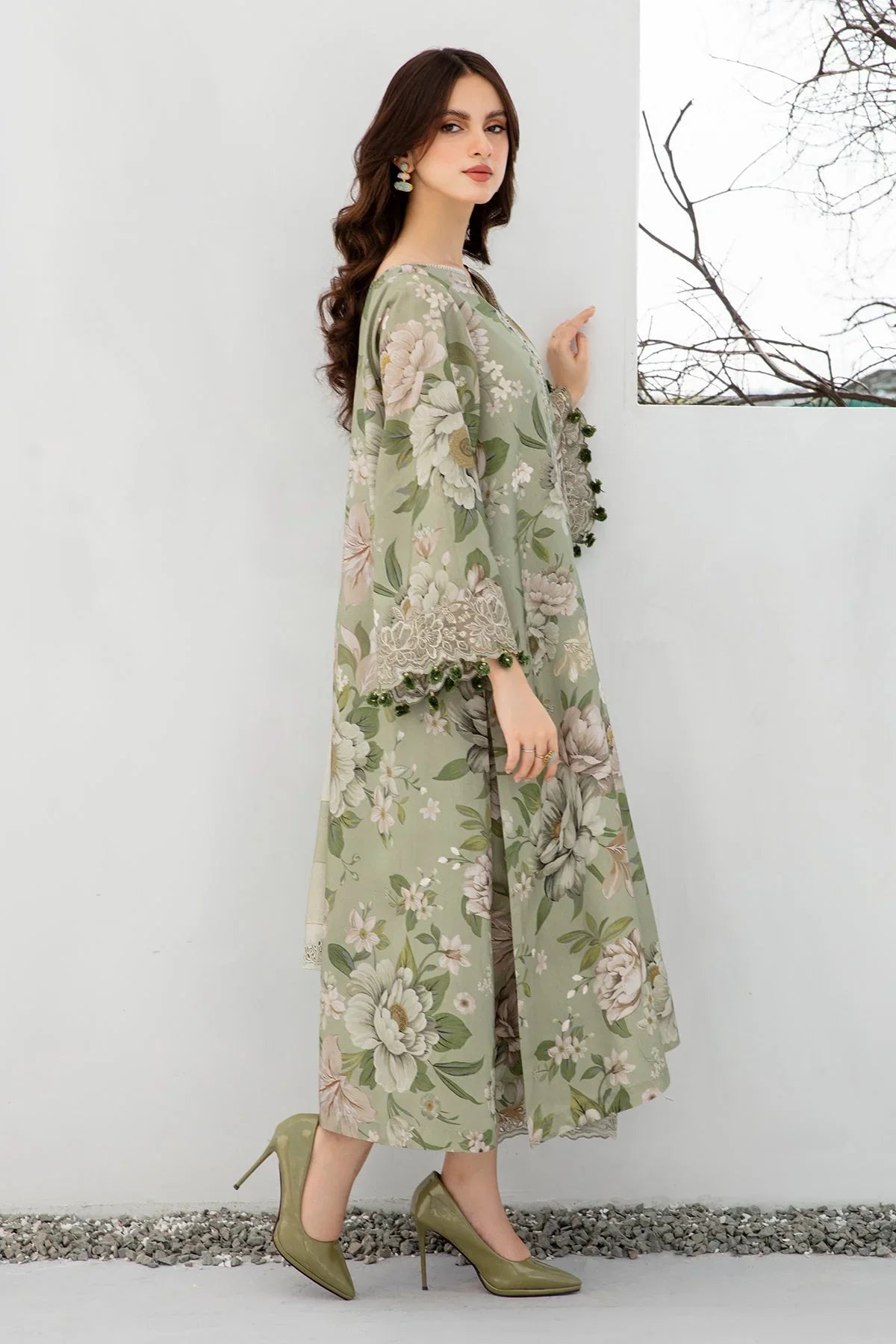 BAROQUE 3PC KARANDI PRINTED SHIRT WITH KARANDI PRINTED DUAPTTA AND TROUSER-261