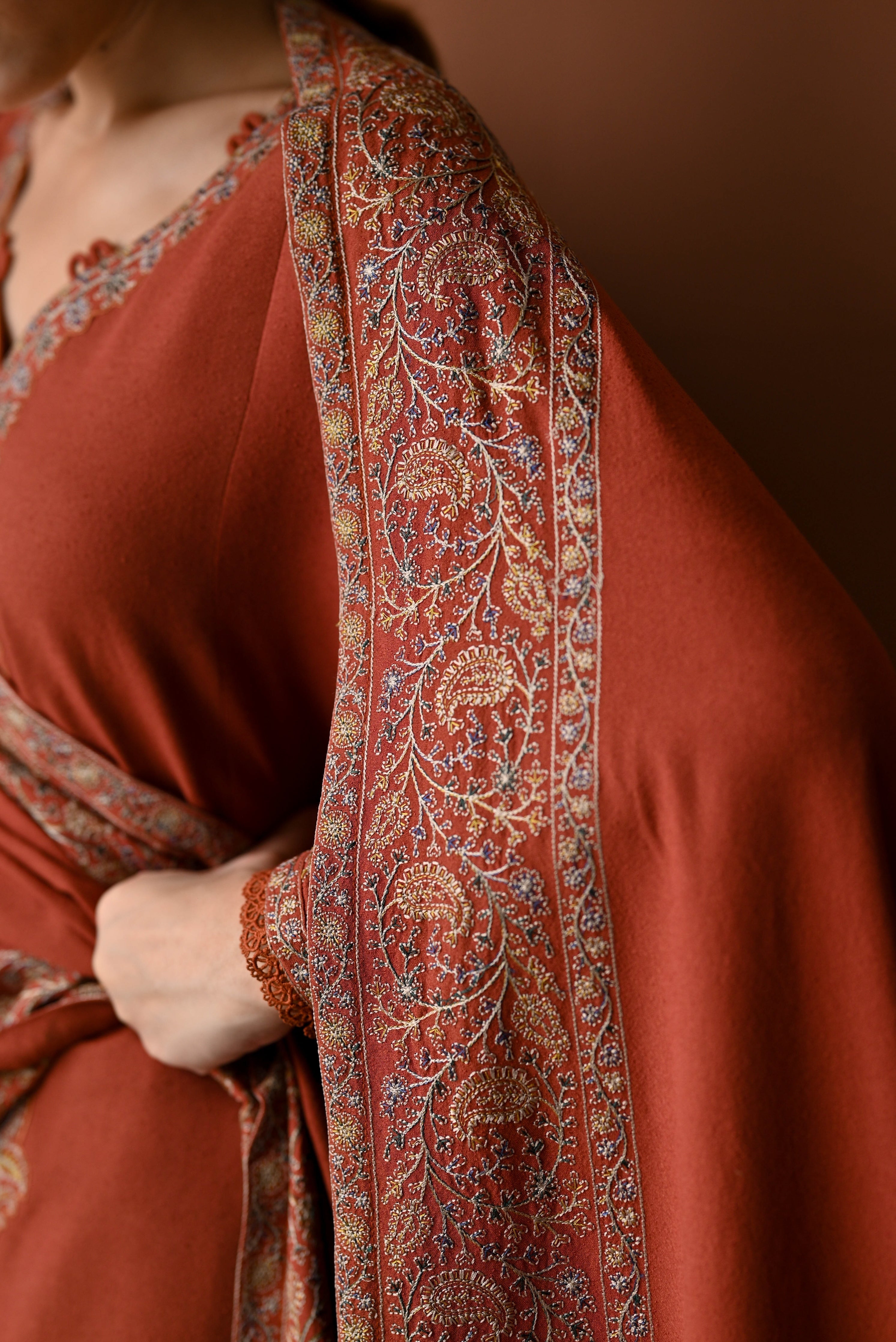 BATIK-3PC DHANAK EMBROIDERED SHIRT WITH DHANAK EMBROIDERED SHAWL AND TROUSER- 678